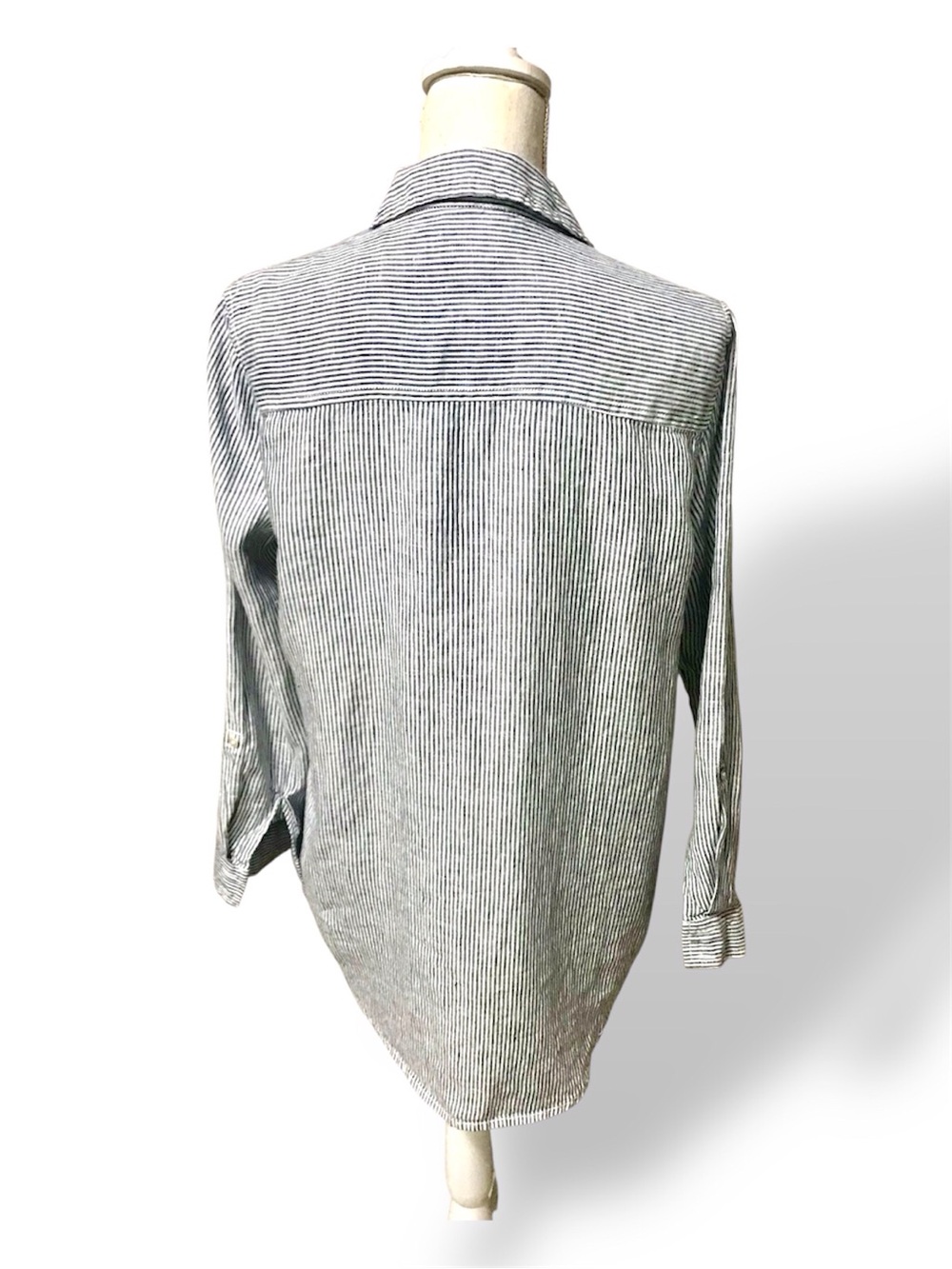 Sigrid Olsen 100% Linen Oversized blue and white striped Button Up Shirt - Picture 5 of 8